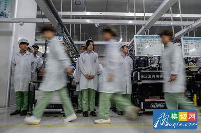 实拍金立手机工厂:国产手机加工全过程